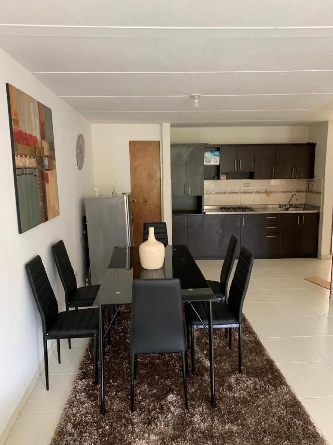 E2 Comodo Y Amplio Apartamento En Laureles Estadio 120 Mts2 เมเดยิน ภายนอก รูปภาพ