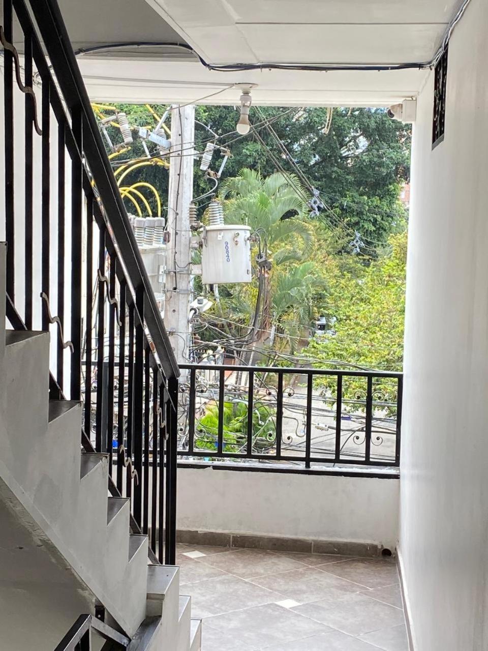 E2 Comodo Y Amplio Apartamento En Laureles Estadio 120 Mts2 เมเดยิน ภายนอก รูปภาพ