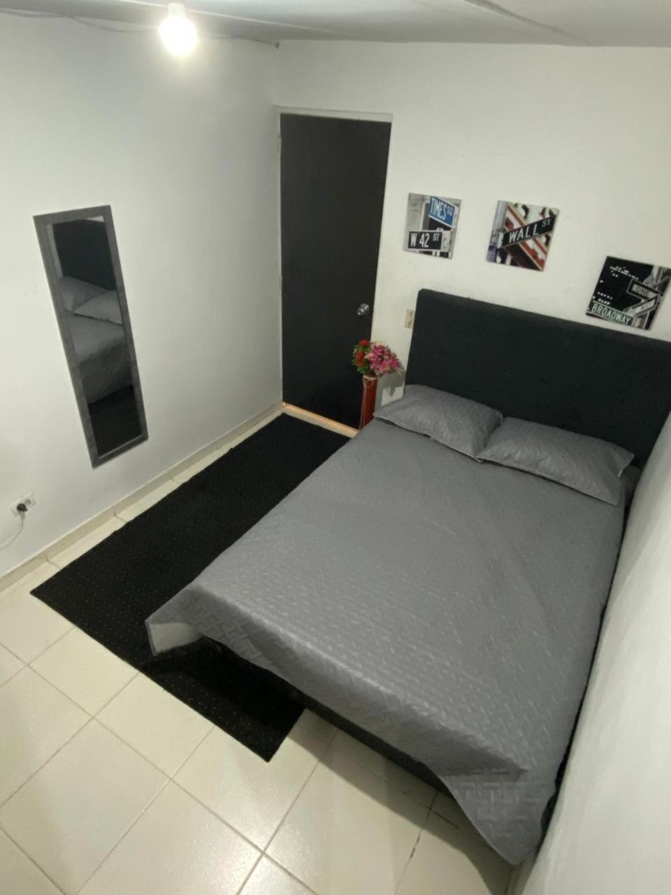 E2 Comodo Y Amplio Apartamento En Laureles Estadio 120 Mts2 เมเดยิน ภายนอก รูปภาพ